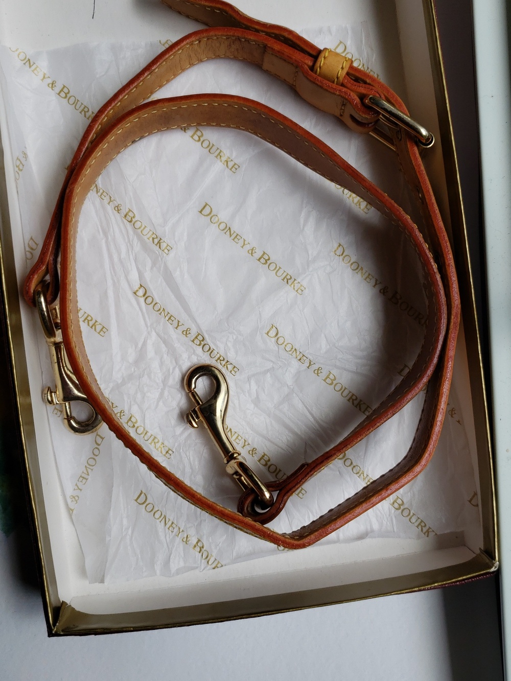 Dooney & Bourke Tan Leather Crossbody Strap Vintage